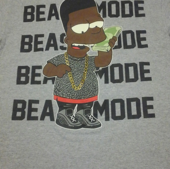 BEAST MODE Gold Chain Shirt Medium Stacks $ 💰 - Picture 7 of 7